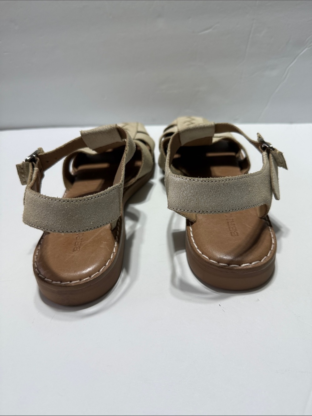 Bernardo Pippa Sand Leather Fisherman Sandals Women’s Size 10M - Picture 15 of 15